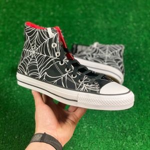 Best 25+ Deals for Mens Chuck Taylor Black Converse | Poshmark